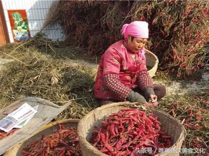 陕西人饭桌上常年不缺的“菜”：油泼辣子